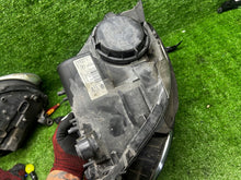 Load image into Gallery viewer, Frontscheinwerfer Mercedes-Benz W251 A2518200161 Links Scheinwerfer Headlight SCH1435746245ac