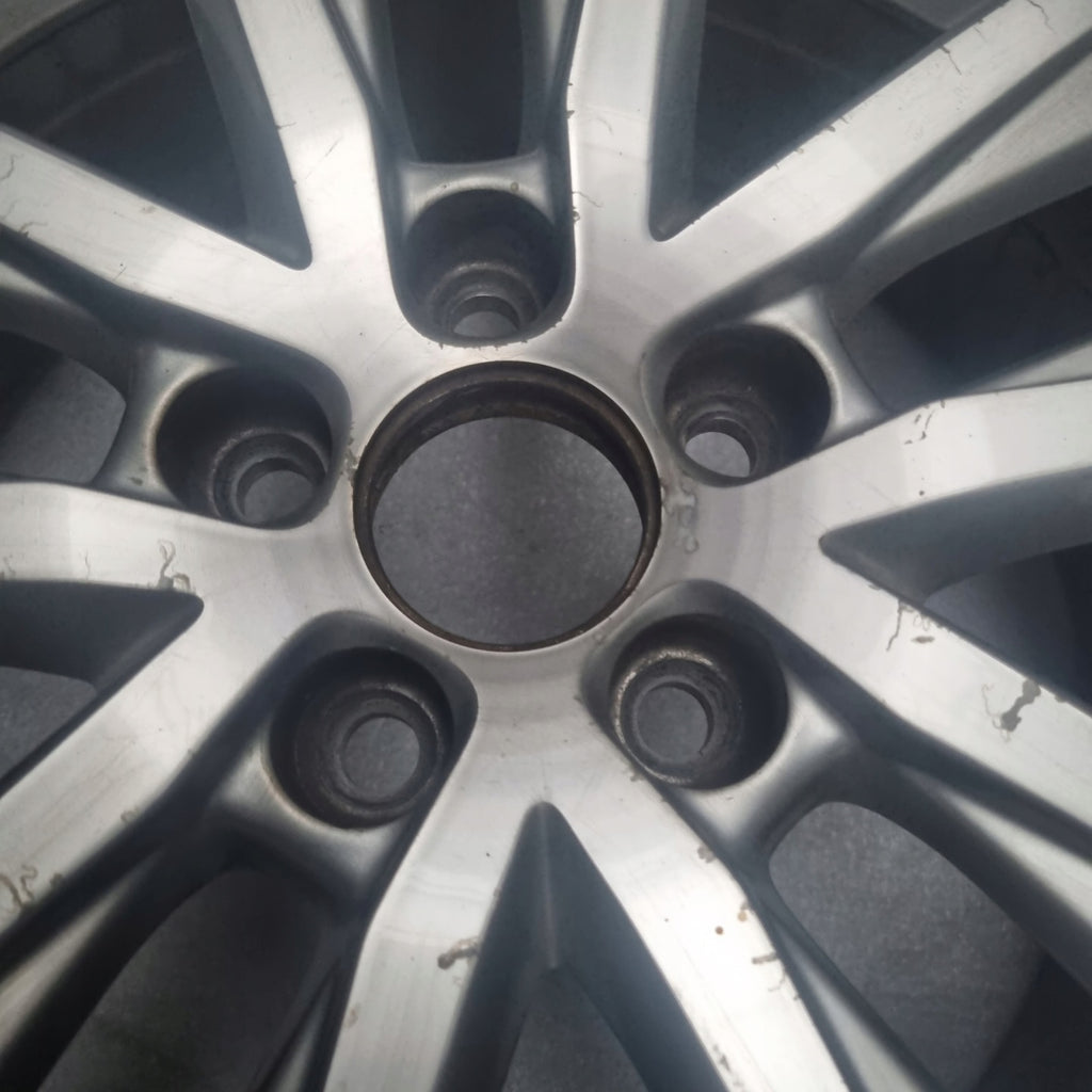 1x Alufelge 15 Zoll 6.0" 5x100 40ET Glanz Silber 6R0601025R VW Polo 6r Rim Wheel FEL7269037789hc