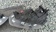 Load image into Gallery viewer, Frontscheinwerfer Audi Q3 8U0941005 8U0941006 Xenon Ein Satz Headlight SCH7934836403nv
