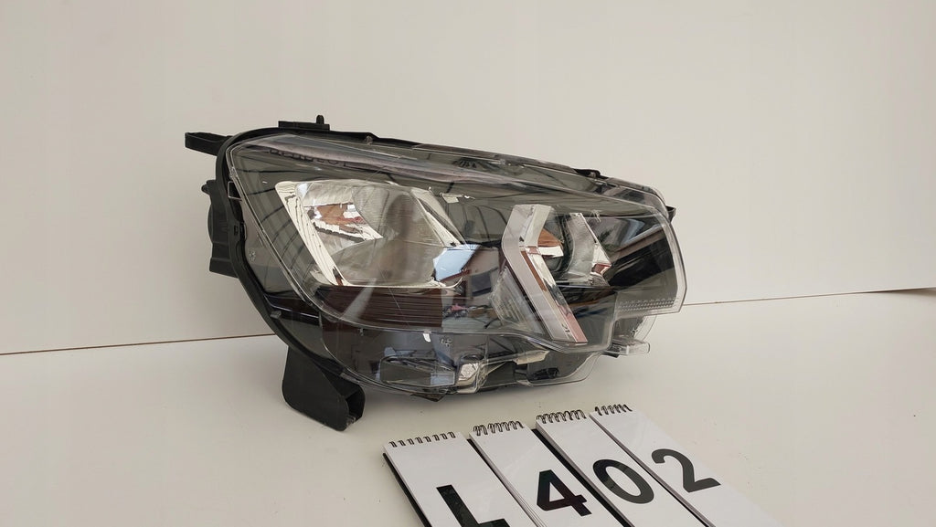 Frontscheinwerfer Peugeot Partner 8216826880 Rechts Scheinwerfer Headlight