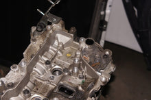 Laden Sie das Bild in den Galerie-Viewer, Motor Renault Koleos II M9R868 2.0 DCI 177PS 130kW 2017 Diesel Engine Unkomplett MOT1129870069bw