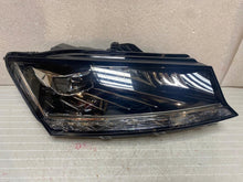 Laden Sie das Bild in den Galerie-Viewer, Frontscheinwerfer Skoda Fabia III 6V1941016F LED FALSE Scheinwerfer Headlight SCH9313583391iz