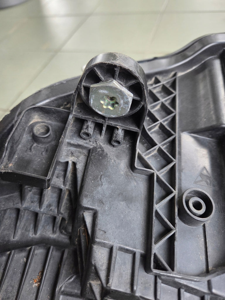 Frontscheinwerfer Mercedes-Benz W205 2059068605 2059068505 Rechts oder Links SCH2870035680nx