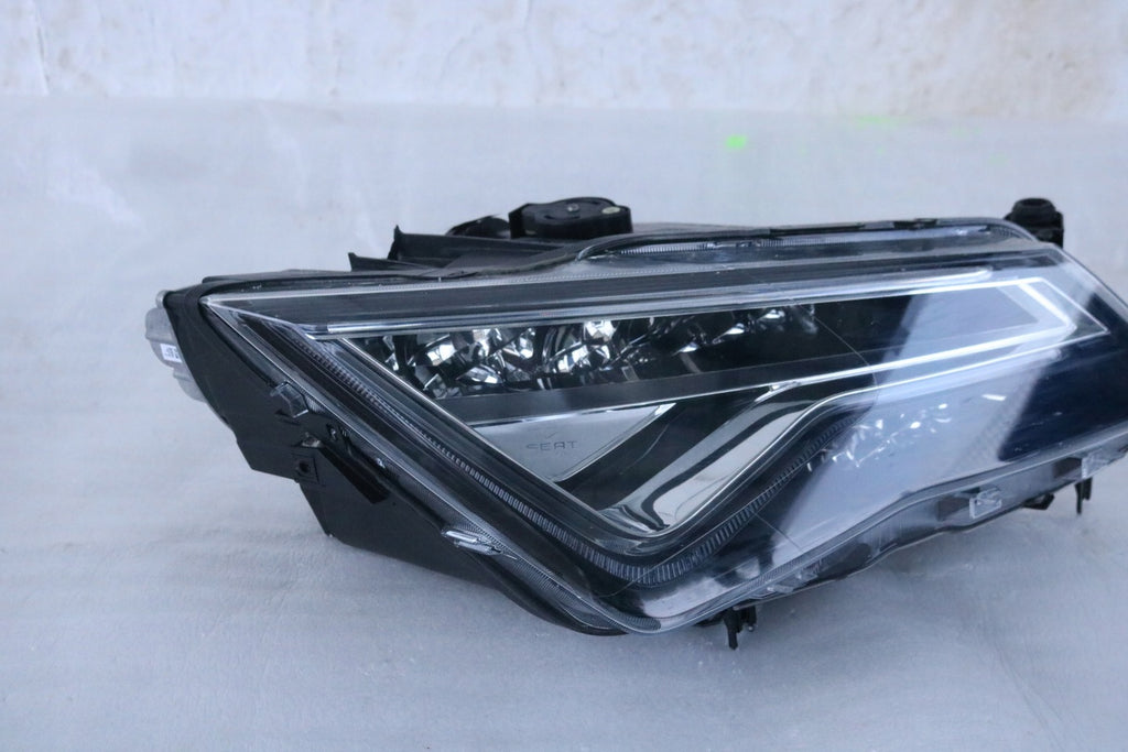 Frontscheinwerfer Seat Ateca 576941008D Full LED Rechts Scheinwerfer Headlight