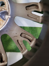 Laden Sie das Bild in den Galerie-Viewer, 1x Alufelge 18 Zoll 7.0&quot; 5x114.3 4250D744 Mitsubishi Outlander Rim Wheel