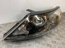Load image into Gallery viewer, Frontscheinwerfer Kia Sportage 921013U250 Links Scheinwerfer Headlight SCH7069950215ip