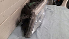 Laden Sie das Bild in den Galerie-Viewer, Frontscheinwerfer Dodge Journey Freemont Links Scheinwerfer Headlight SCH3017361110oq