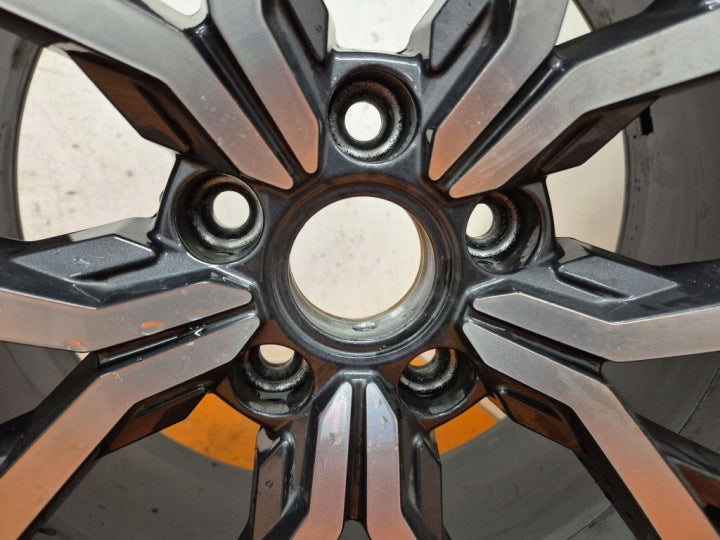 1x Alufelge 17 Zoll 7.0" 5x112 40ET Glanz Silber 5NN601025K Mg Tiguan Allspace FEL1141930940sy