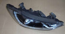 Laden Sie das Bild in den Galerie-Viewer, Frontscheinwerfer Hyundai Elantra 92102-F2120 LED Rechts Scheinwerfer Headlight