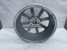 Laden Sie das Bild in den Galerie-Viewer, 1x Alufelge 17 Zoll 7.0" 4x108 38ET Rim Wheel FEL4104193309hm