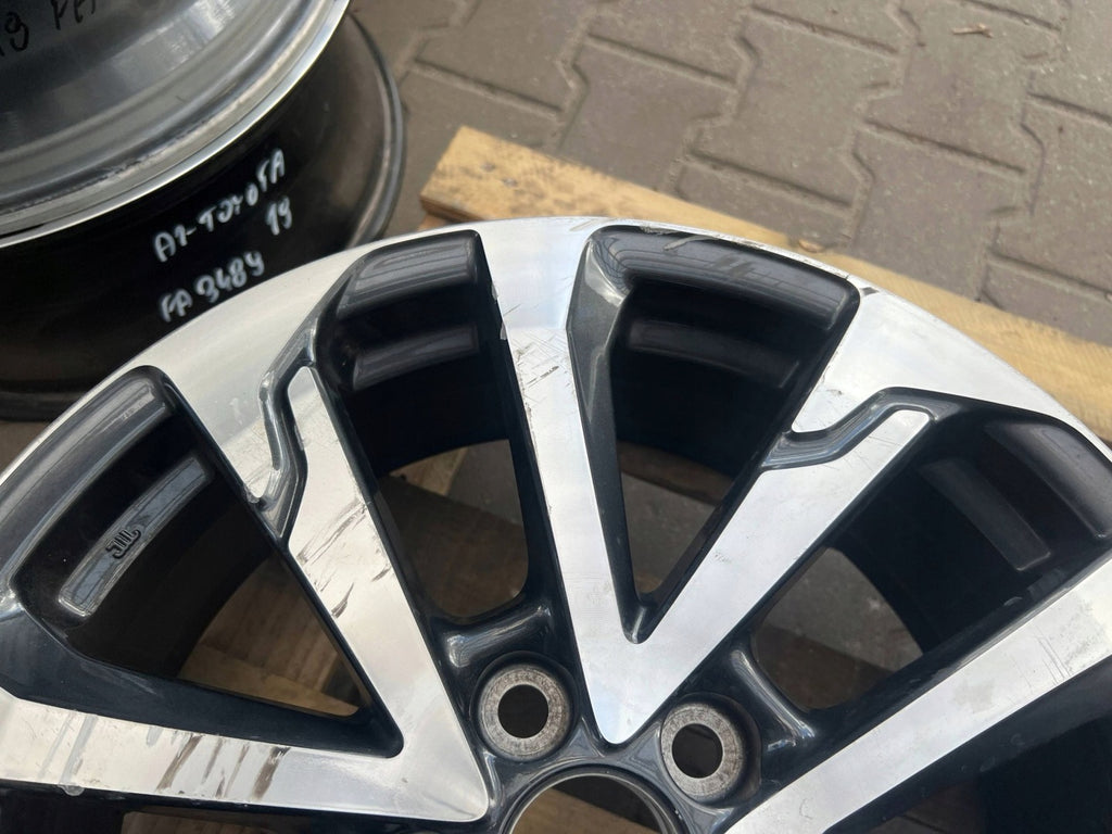 1x Alufelge 18 Zoll 5x114.3 Toyota Corolla Rim Wheel FEL5678923875ew
