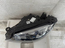 Laden Sie das Bild in den Galerie-Viewer, Frontscheinwerfer Mercedes-Benz W205 A2059061506 Links Scheinwerfer Headlight SCH4476923666qa