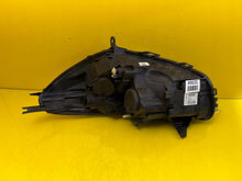 Laden Sie das Bild in den Galerie-Viewer, Frontscheinwerfer Renault Clio 260100653R Rechts Scheinwerfer Headlight SCH3510432762we