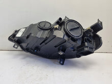 Load image into Gallery viewer, Frontscheinwerfer BMW X6 E71 1EL009644-02 7179858-08 Xenon Rechts Headlight SCH9872392419sa