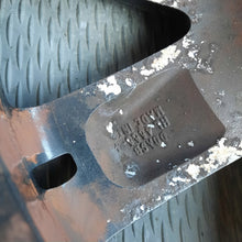 Load image into Gallery viewer, 1x Alufelge 18 Zoll 8.5" 5x108 45ET Glanz BJ32-BA Land Rover Range I Rim Wheel FEL7797851061dh