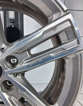 Laden Sie das Bild in den Galerie-Viewer, 1x Alufelge 17 Zoll 7.5" 5x120 54ET Glanz Graphit 8053523 BMW 1 F40 Mg Rim Wheel FEL3817227425sj