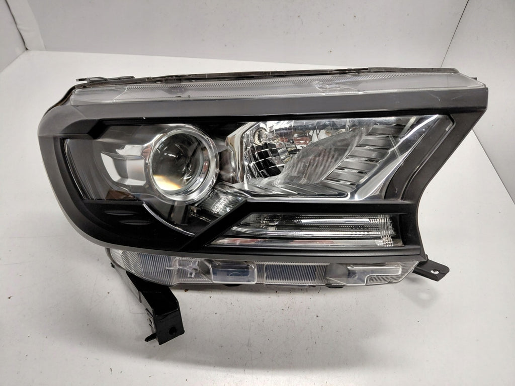 Frontscheinwerfer Ford Ranger Rechts Scheinwerfer Headlight SCH7394819339sg