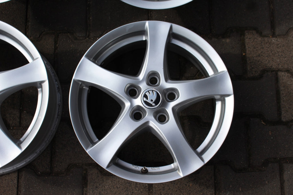 4x Alufelge 16 Zoll 6.5" 5x112 50ET Glanz Silber KBA48392 Skoda Octavia FEL1445281471yl