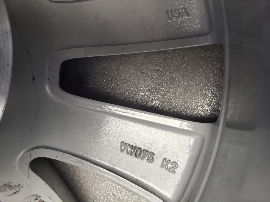 1x Alufelge 16 Zoll 6.5" 5x112 44ET Glanz Silber 561601025 VW Passat B7 Golf Vii FEL4763448837ht