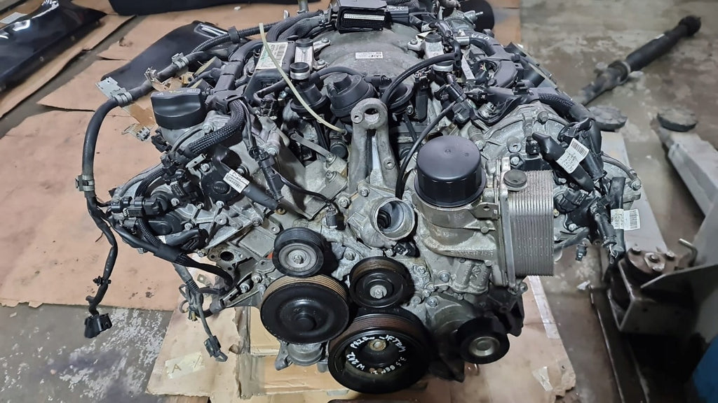 Motor Mercedes-Benz 272980 110TKm Benzin Engine Unkomplett