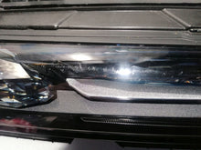 Laden Sie das Bild in den Galerie-Viewer, Frontscheinwerfer BMW 5A5F5C4 LED Rechts Scheinwerfer Headlight SCH9568932800vw