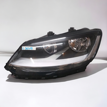 Laden Sie das Bild in den Galerie-Viewer, Frontscheinwerfer VW Sharan 7N1941005C Links Scheinwerfer Headlight