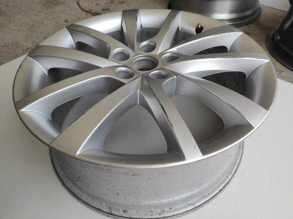 1x Alufelge 18 Zoll 7.0" 5x112 43ET Matt Silber 565601025D Skoda Kodiaq