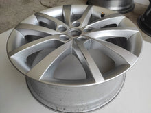 Load image into Gallery viewer, 1x Alufelge 18 Zoll 7.0&quot; 5x112 43ET Matt Silber 565601025D Skoda Kodiaq