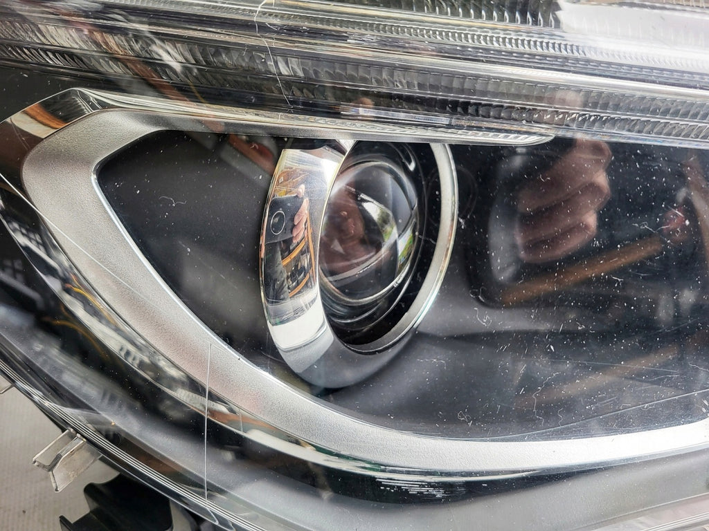 Frontscheinwerfer Mercedes-Benz Cla A1179065100 A1179065200 Xenon Ein Satz SCH4662009062ln