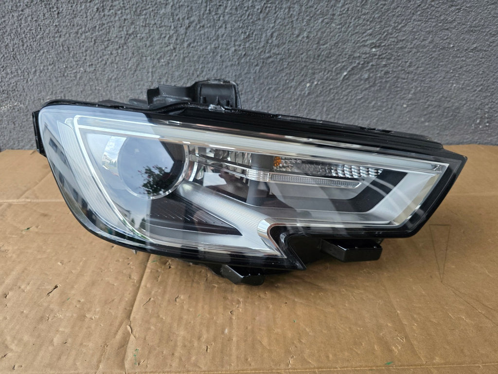 Frontscheinwerfer Audi A3 8V0941006E 90104457 Xenon Rechts Headlight SCH2115708741li