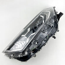 Laden Sie das Bild in den Galerie-Viewer, Frontscheinwerfer Toyota I 3508935089 LED Links Scheinwerfer Headlight SCH3397980717is
