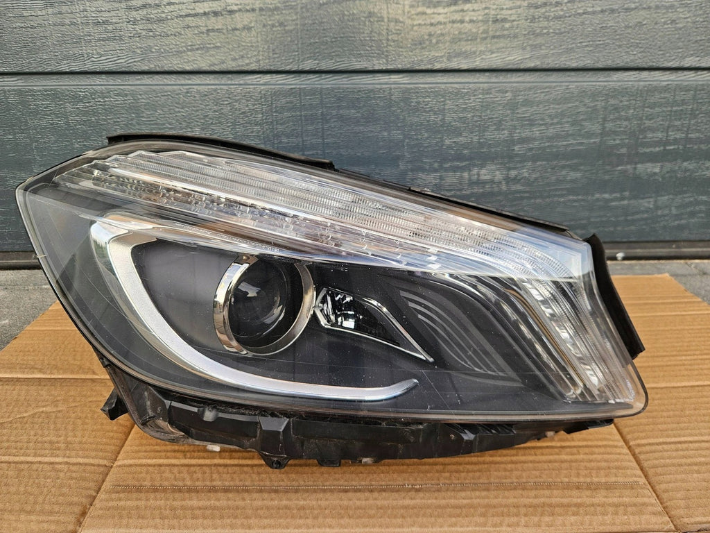 Frontscheinwerfer Mercedes-Benz W176 A1768200661 Xenon Rechts Headlight SCH1284423162yo