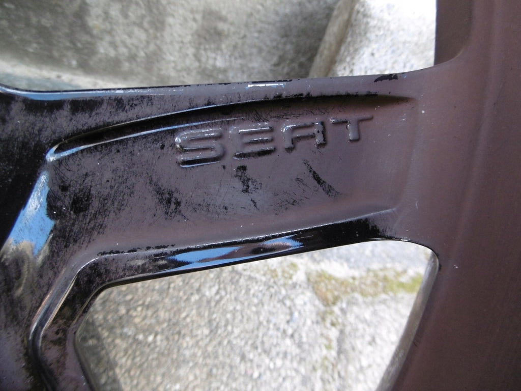 1x Alufelge 18 Zoll 7.0" 5x100 47ET 6F9601025B Seat Arona Rim Wheel