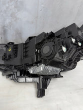 Laden Sie das Bild in den Galerie-Viewer, Frontscheinwerfer Volvo 80000628 20240709 Rechts Scheinwerfer Headlight SCH6048626524ab