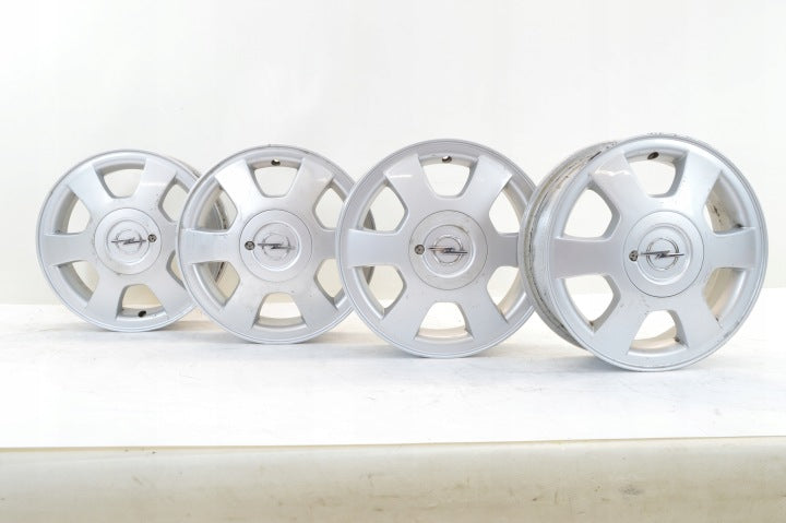 4x Alufelge 14 Zoll 4.5" 4x100 45ET Silber Opel Rim Wheel FEL4627249591sz