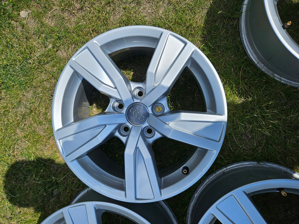 4x Alufelge 16 Zoll 7.0" 5x112 35ET Glanz Silber 8W0601025A Audi A4 Rim Wheel FEL7523527977hy