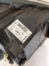 Load image into Gallery viewer, Frontscheinwerfer Opel Vivaro B Trafic 260605173R Links Scheinwerfer Headlight SCH1292815451bb