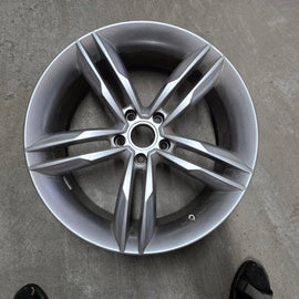 1x Alufelge 19 Zoll 8.0