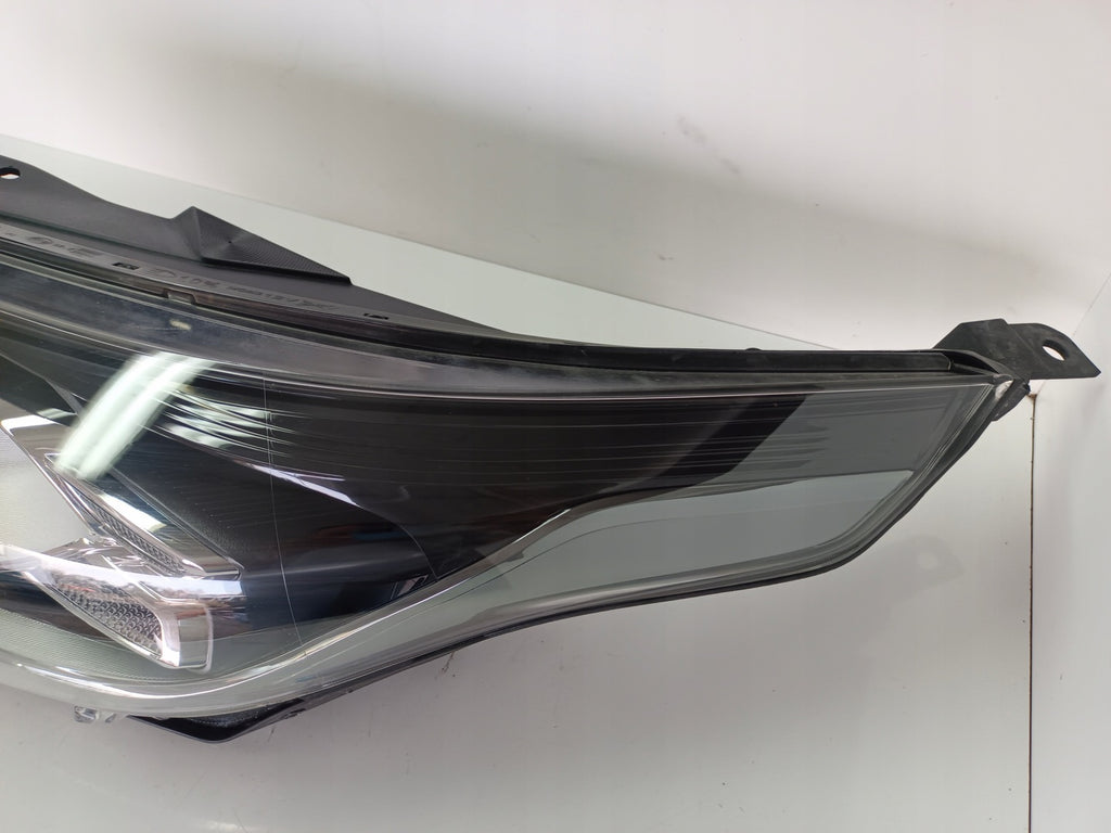 Frontscheinwerfer Kia Ceed 92101J7100 LED Ein Stück (Rechts oder Links)