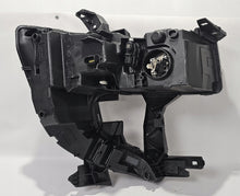 Laden Sie das Bild in den Galerie-Viewer, Frontscheinwerfer Nissan Interstar Master III 260609073R 2404181634 Links SCH9107694632nw