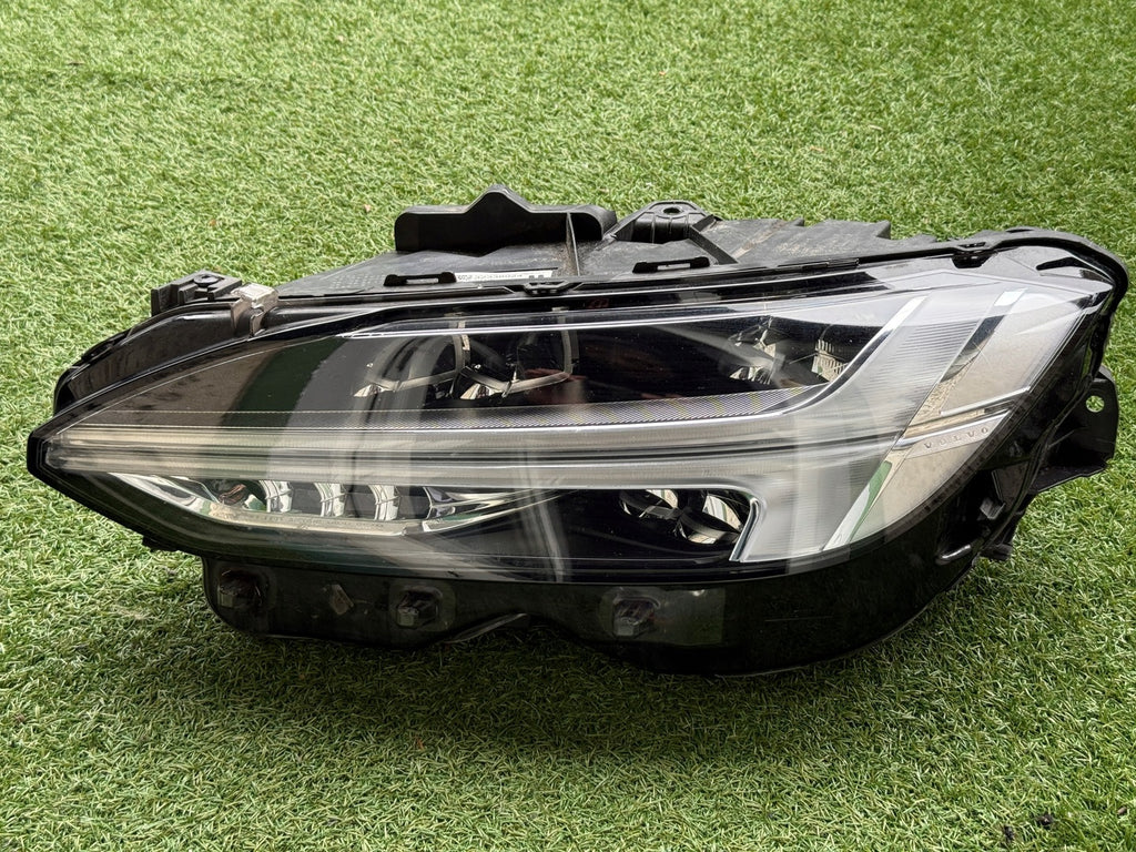Frontscheinwerfer Volvo S90 V90 32338924 Links Scheinwerfer Headlight SCH2346643816sv