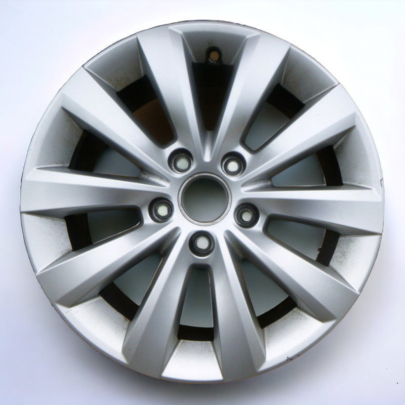 1x Alufelge 16 Zoll 6.5" 5x112 44ET 5C0601025T VW Beetle Rim Wheel