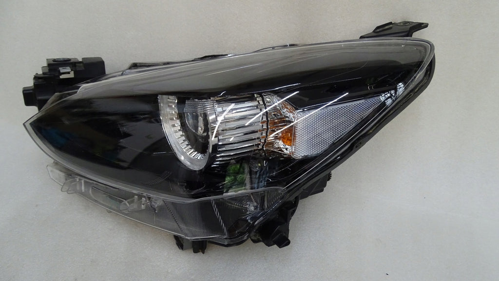 Frontscheinwerfer Mazda 2 D43N-51040 KA1F51040 LED Links Scheinwerfer Headlight