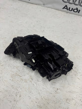 Laden Sie das Bild in den Galerie-Viewer, Frontscheinwerfer Audi A3 8V0941035 Full LED Links Scheinwerfer Headlight SCH1805172904rq