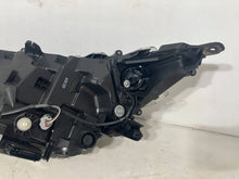 Load image into Gallery viewer, Frontscheinwerfer Toyota V 8990842020 LED Rechts Scheinwerfer Headlight SCH8176881147vb