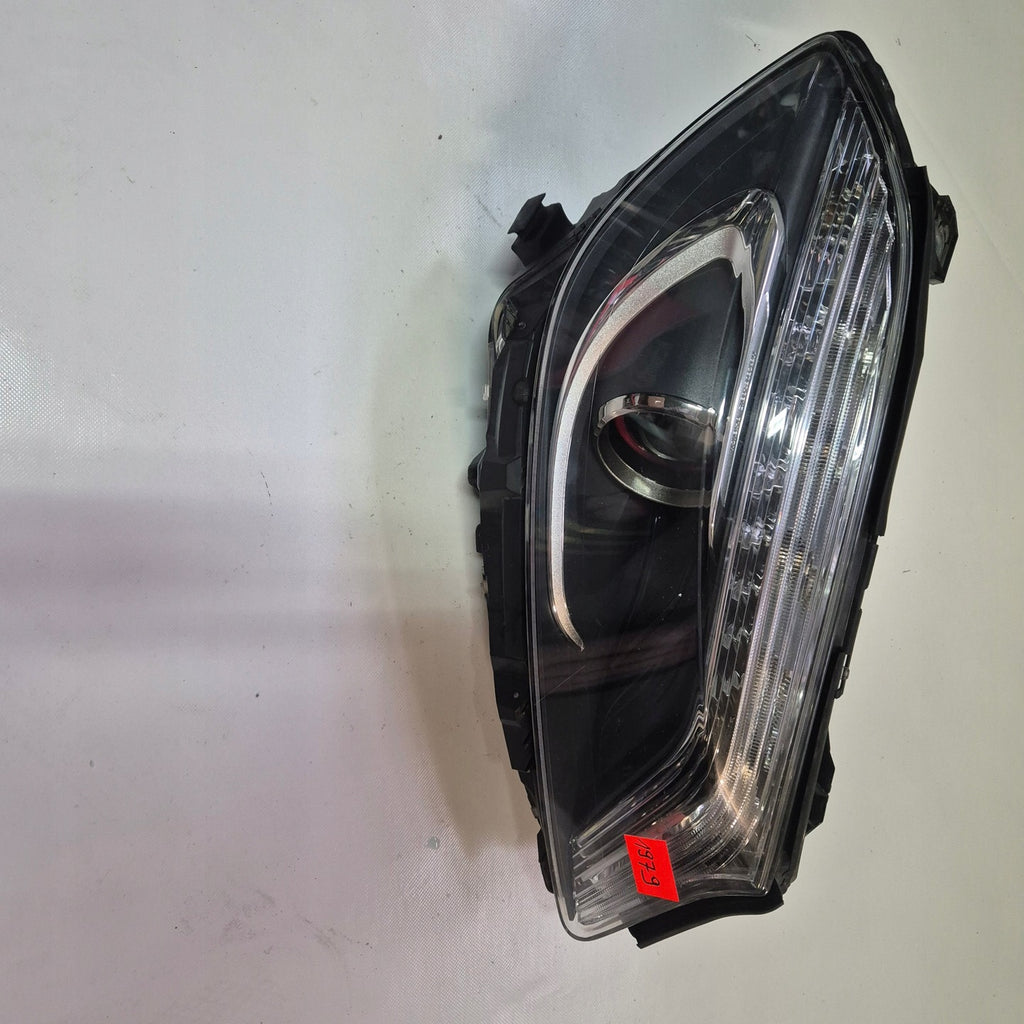 Frontscheinwerfer Mercedes-Benz W176 A1768204361 Xenon Rechts Headlight SCH5103356764ws