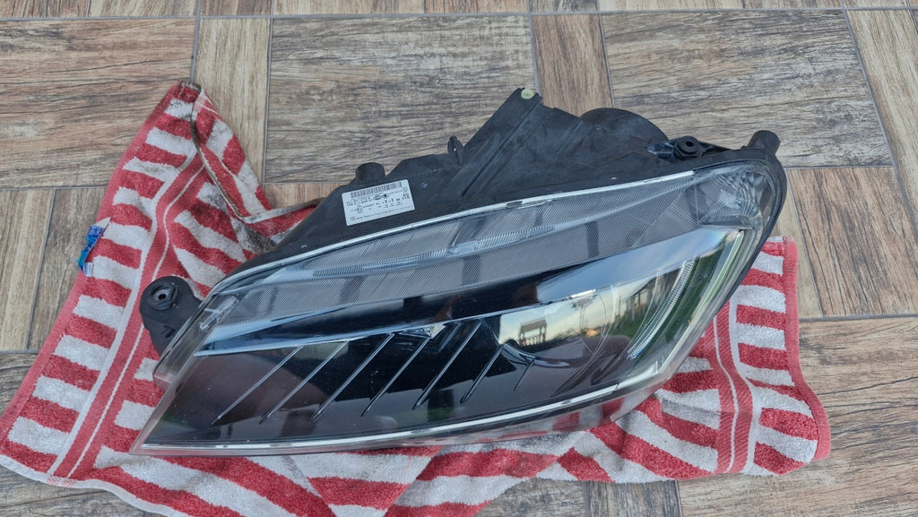 Frontscheinwerfer Skoda Superb III 3V1941015A Xenon Links Scheinwerfer Headlight SCH2843927548ku