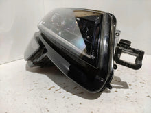 Laden Sie das Bild in den Galerie-Viewer, Frontscheinwerfer Skoda Karoq 57B941016D Rechts Scheinwerfer Headlight SCH7267035809kf