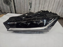 Load image into Gallery viewer, Frontscheinwerfer Skoda 3P1941015 Links Scheinwerfer Headlight SCH5180015927md