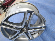 Laden Sie das Bild in den Galerie-Viewer, 1x Alufelge 18 Zoll 8.0" 5x112 41ET Silber A2224011900 Mercedes-Benz W222 FEL5258103380xb